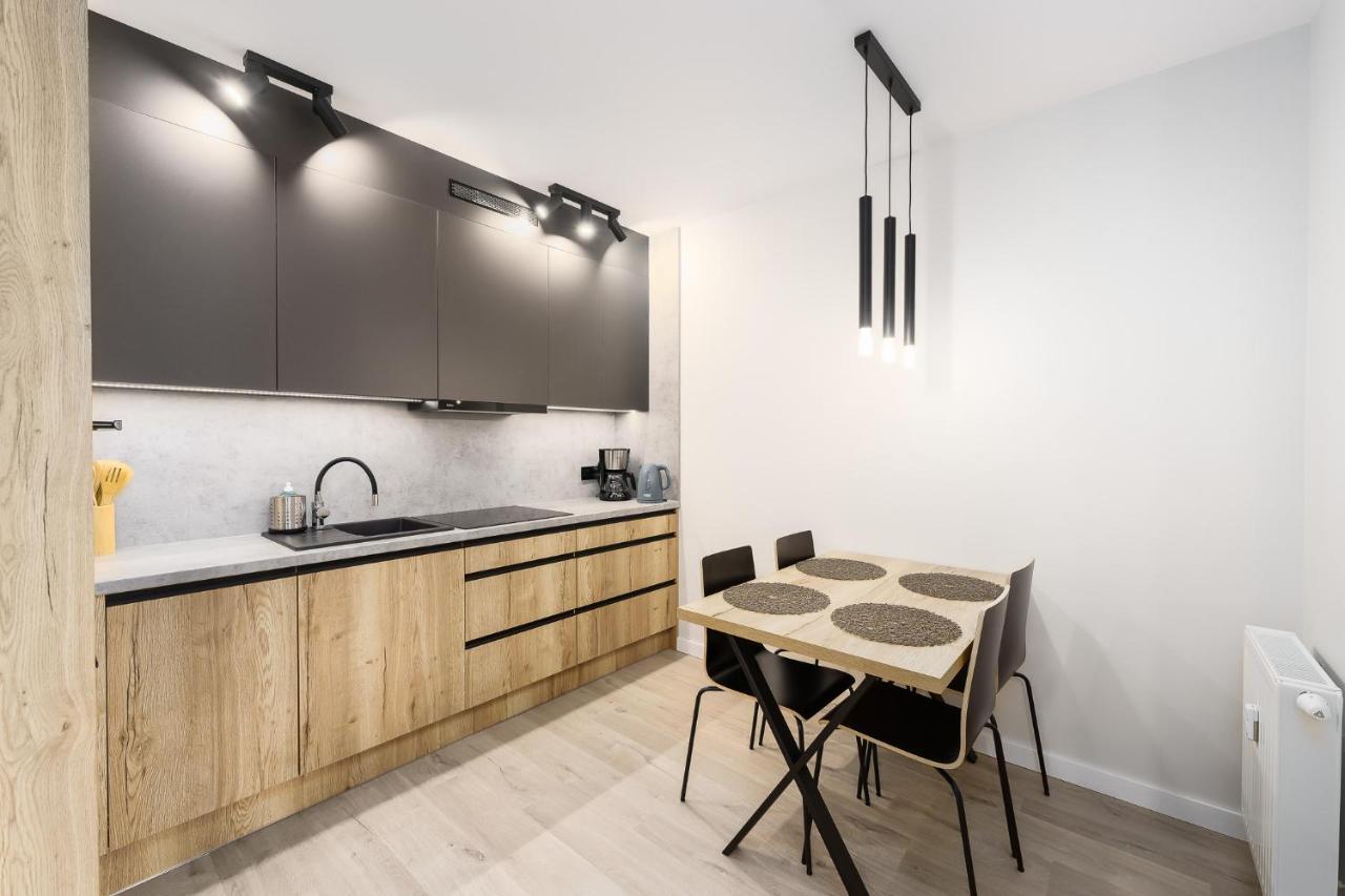 Apartament Brisadelmar Z Bezplatnym Parkingiem โควอบเซก ภายนอก รูปภาพ